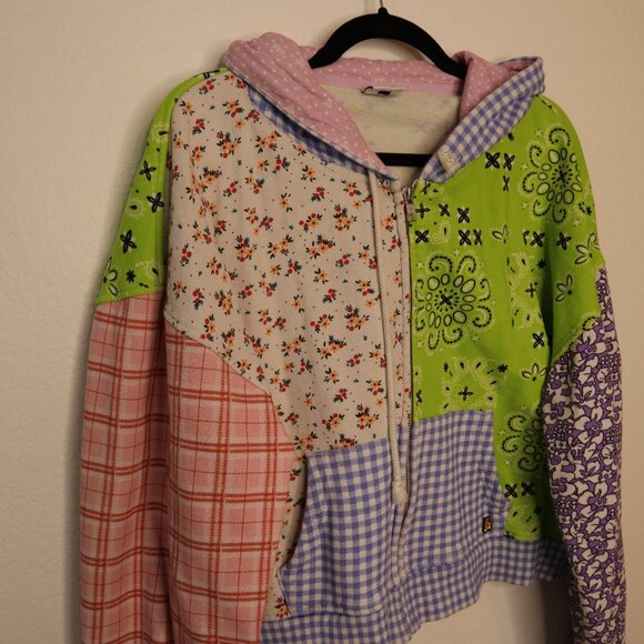 Teddy Fresh Patchwork Floral Zip Cropped Hoodie - Picture 2 of 4